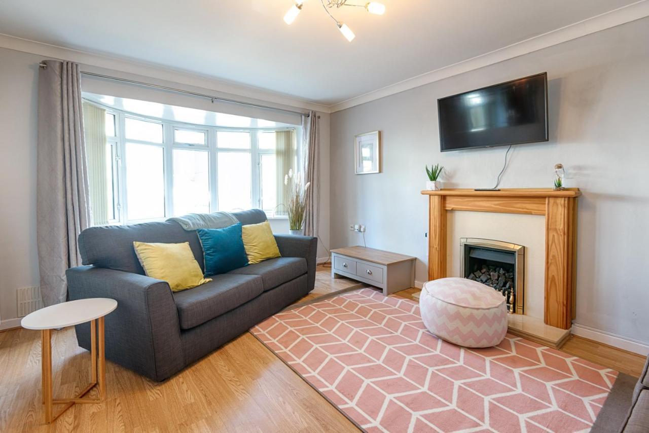 Parking, Garden, En-Suite & Tv'S In All Rooms, Large Living Space Swansea Exterior foto