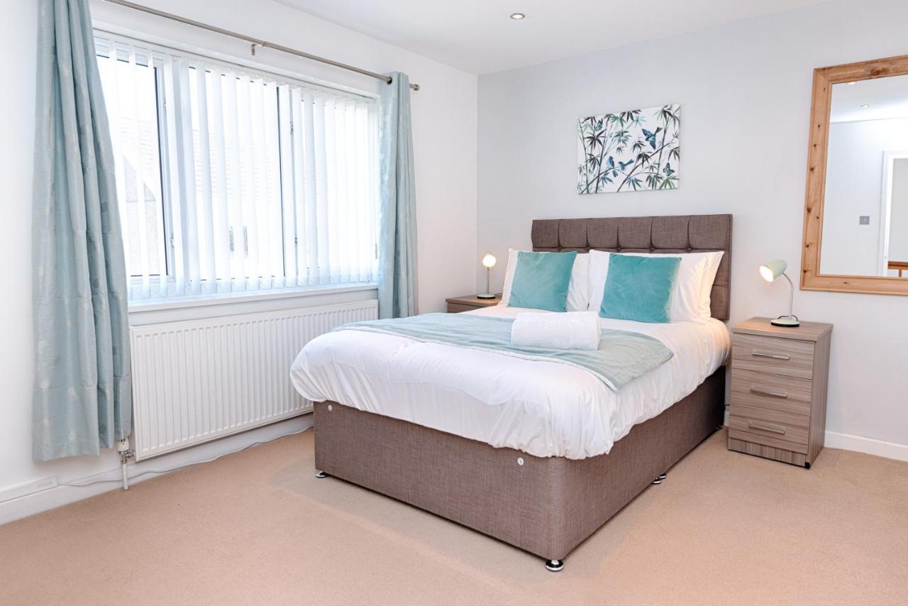 Parking, Garden, En-Suite & Tv'S In All Rooms, Large Living Space Swansea Exterior foto